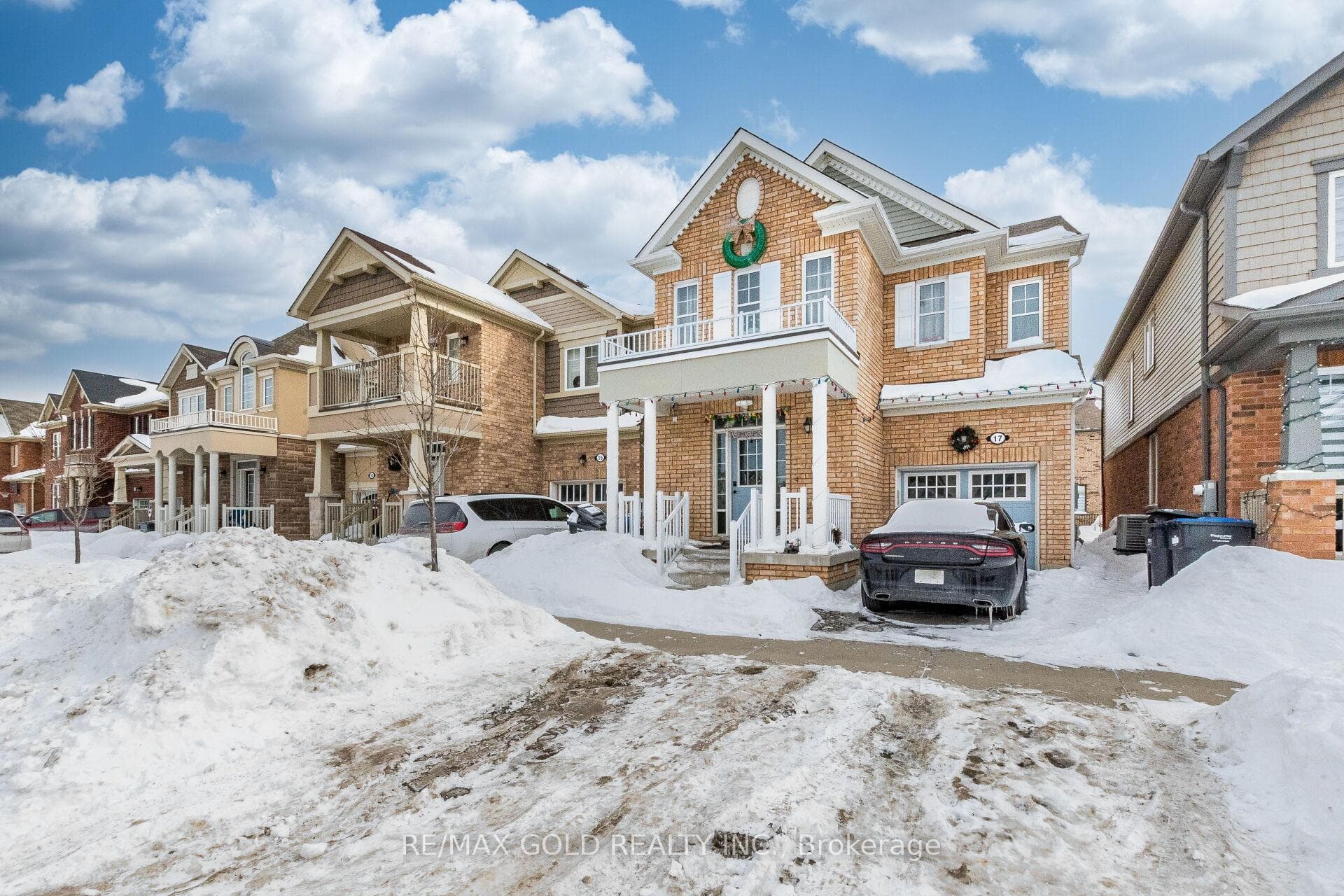 17 Redfern Street, Brampton, ON L7A 0H1 - Photo 1