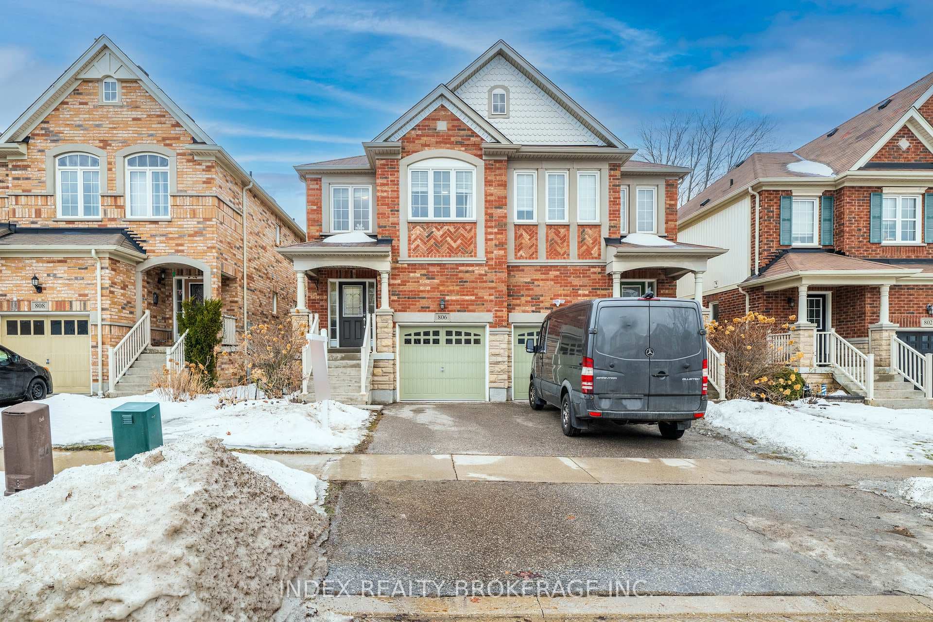 806 Mccue Drive, Oshawa