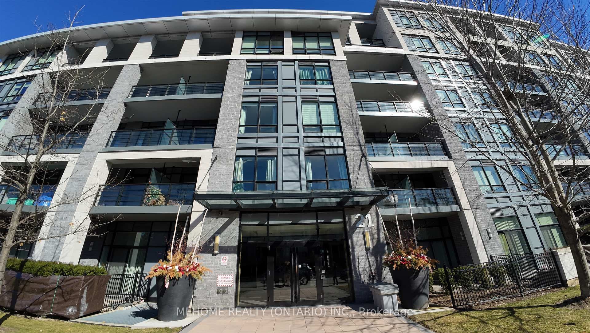 21 Clairtrell Road Unit 317, Toronto C14