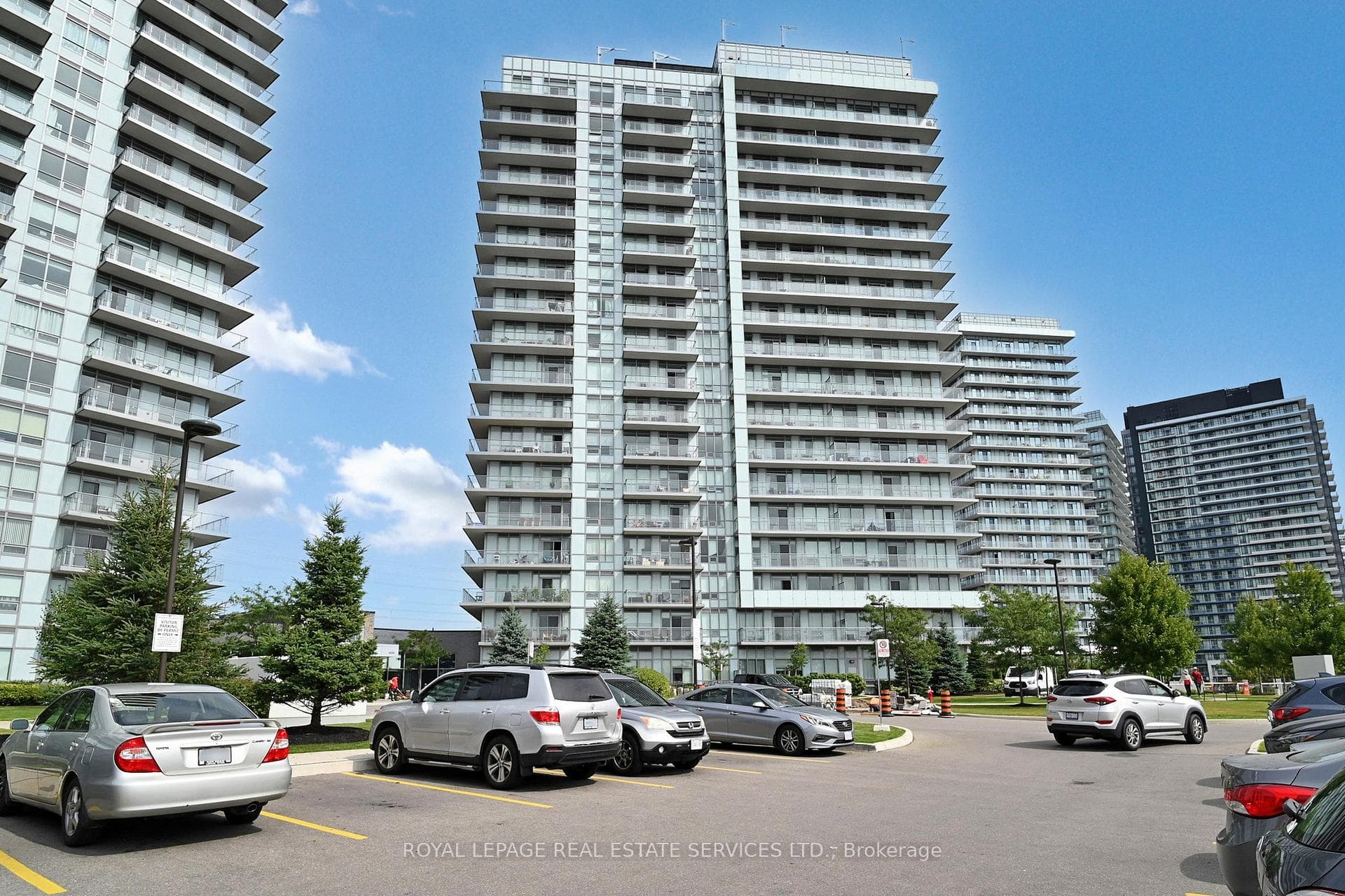 4699 Glen Erin Drive Unit 1709, Mississauga, ON L5M 2E5 - Photo 1