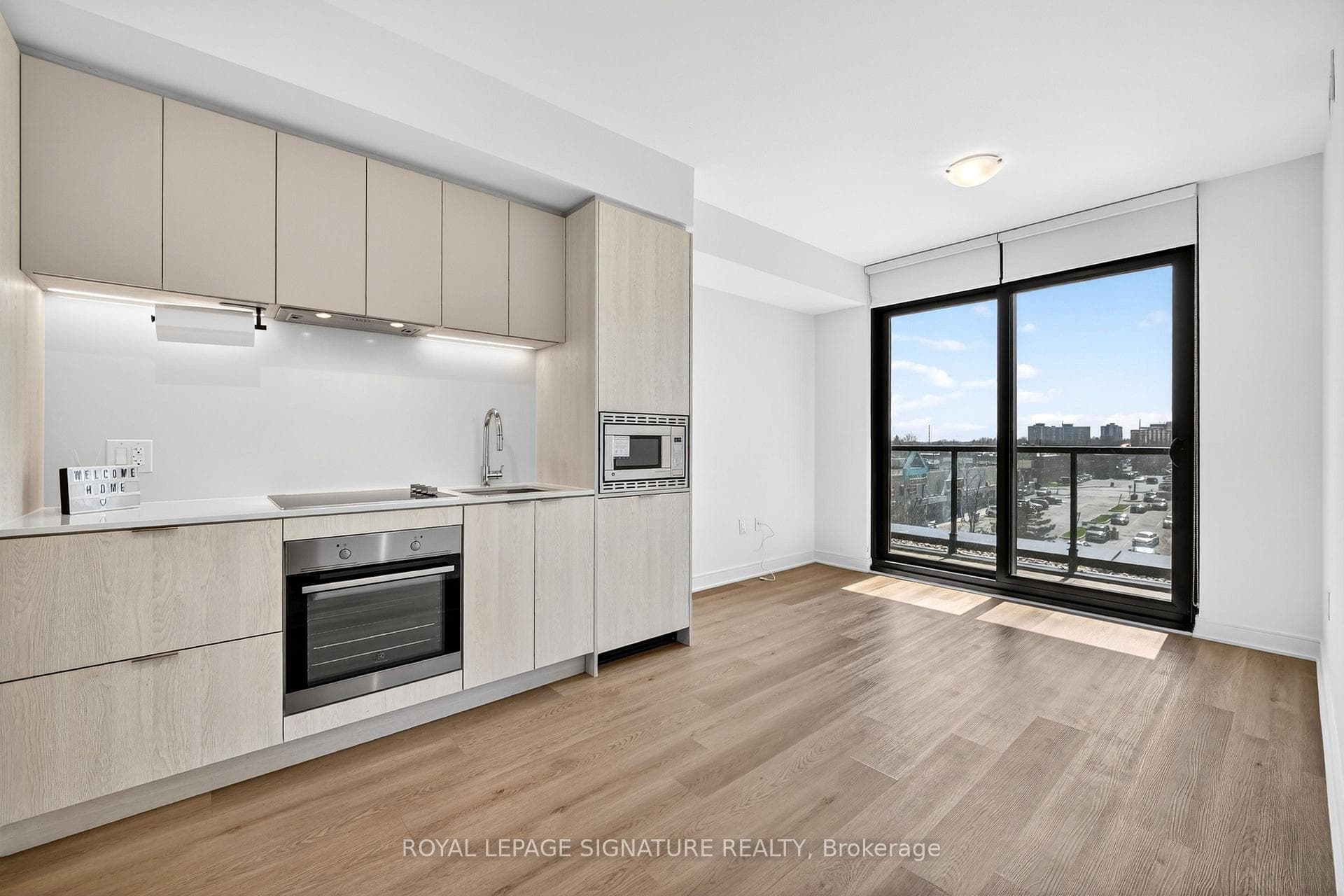 86 Dundas Street Unit 326, Mississauga, ON L5A 0B1 - Photo 1