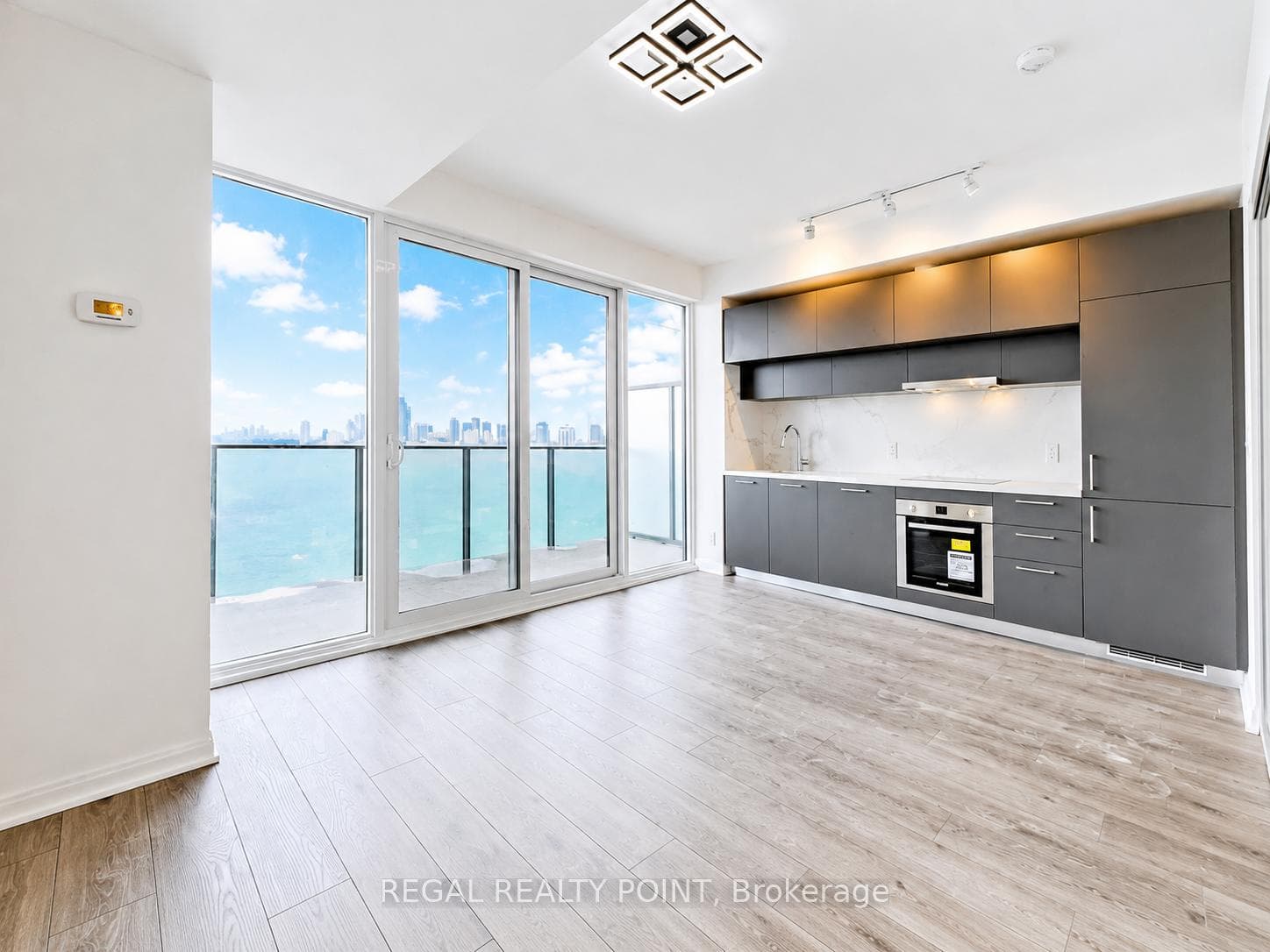 99 Foxbar Road Unit 2307, Toronto C02