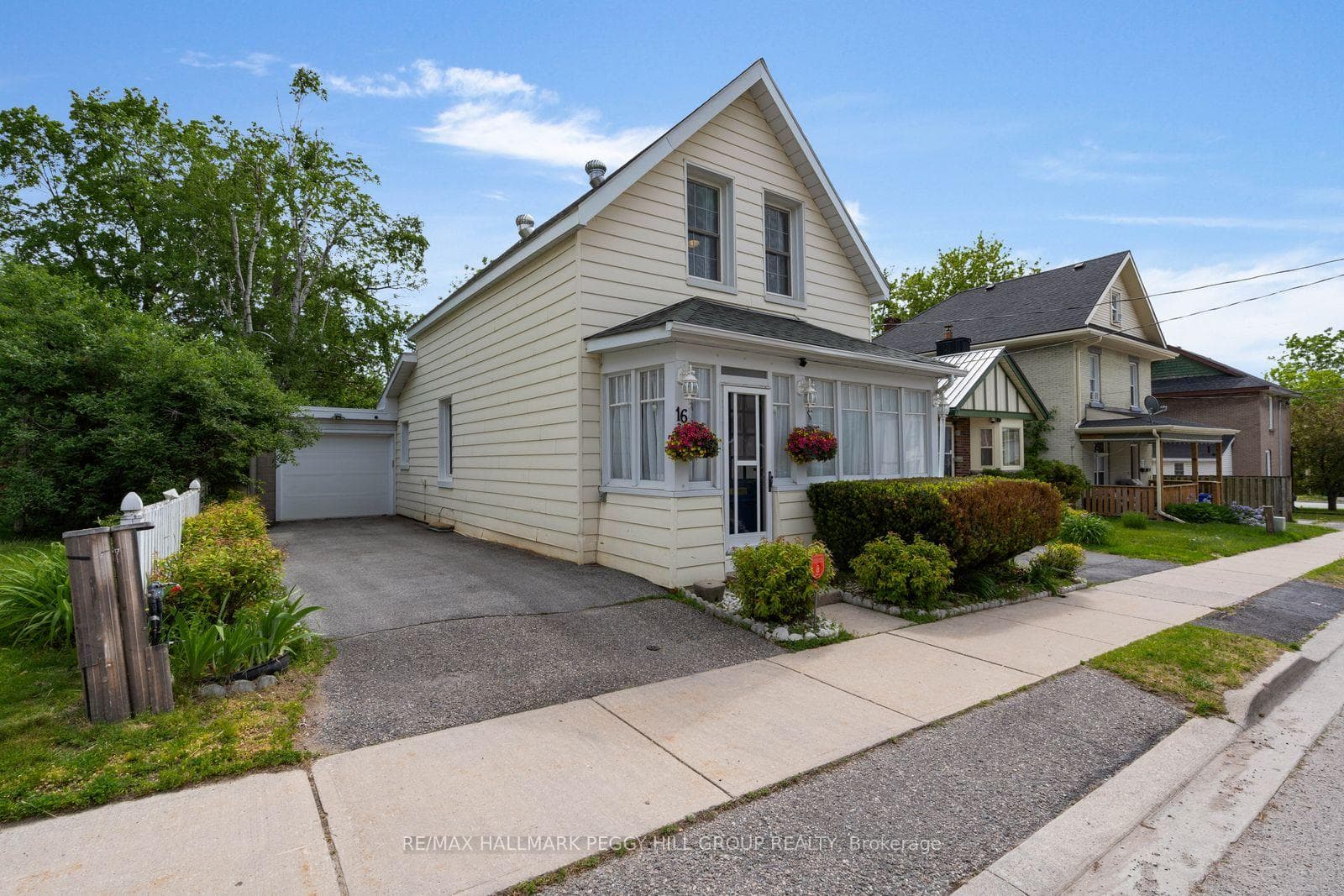 16 William Street, Orillia, ON L3V 5N3 - Photo 1