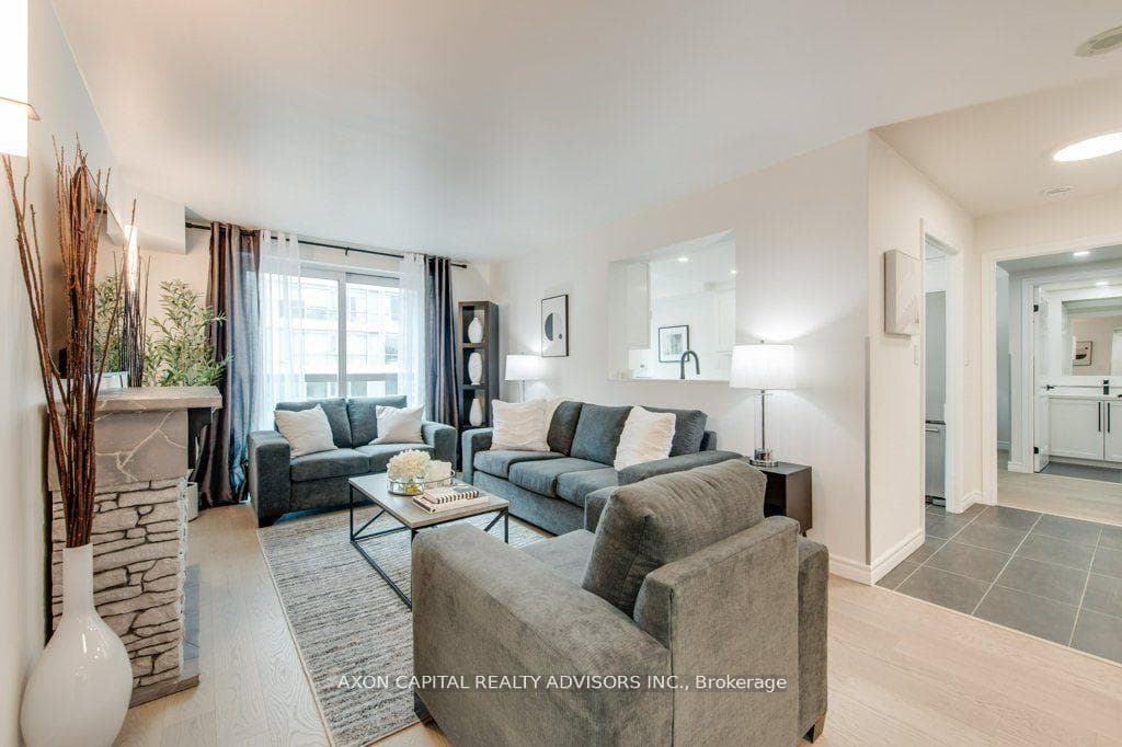 168 Simcoe Street Unit 1513, Downtown Toronto / Waterfront, ON M5H 4C9 - Photo 1