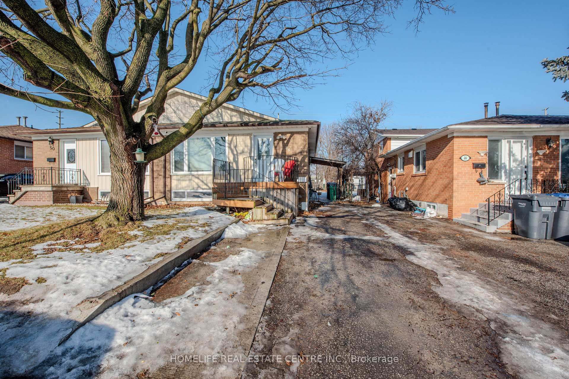 48 Northwood Drive, Brampton, ON L6X 2L2 - Photo 1