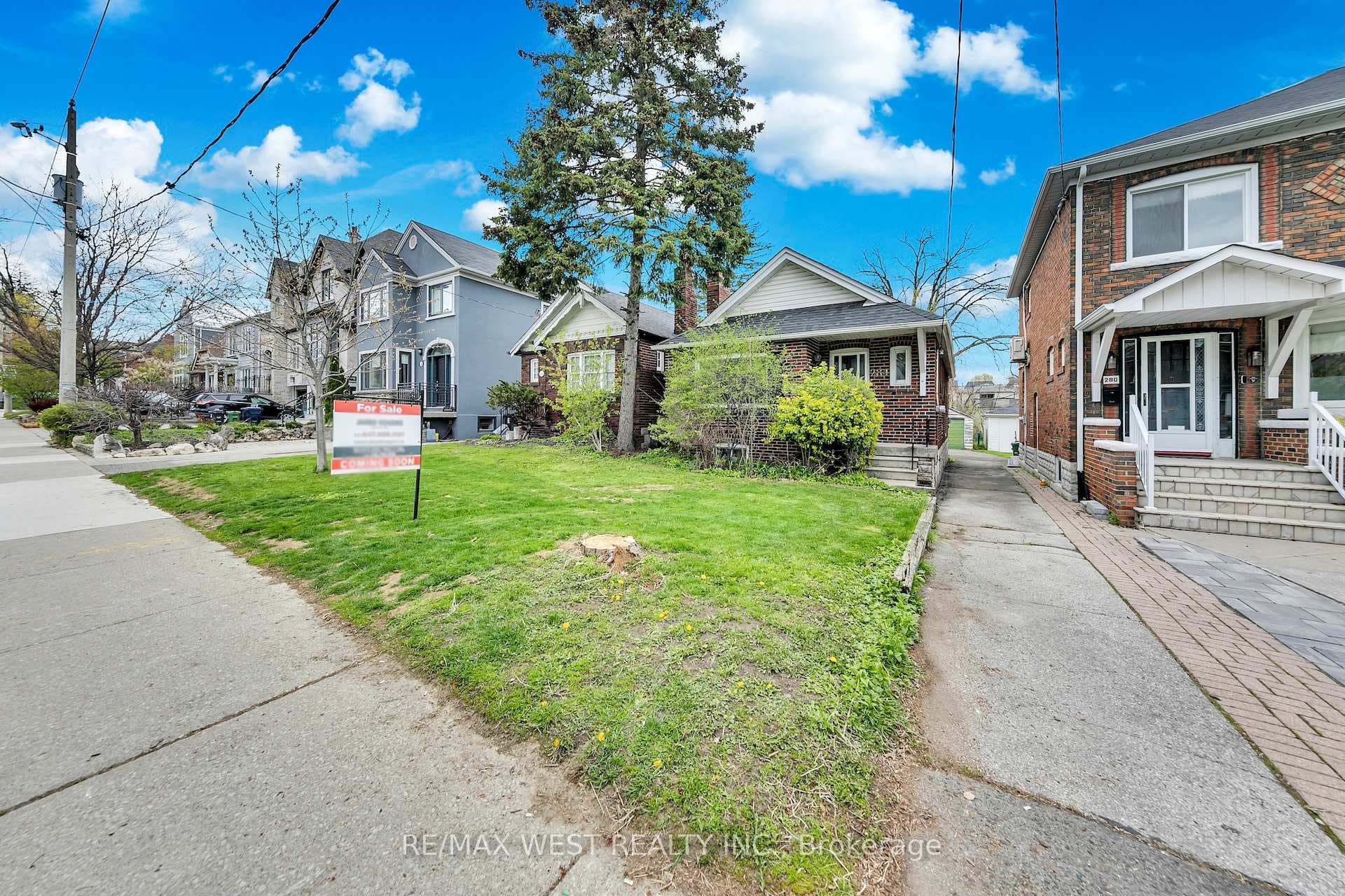 284 Fairlawn Avenue, Lawrence Park / Bedford Park, ON M5M 1T1 - Photo 1