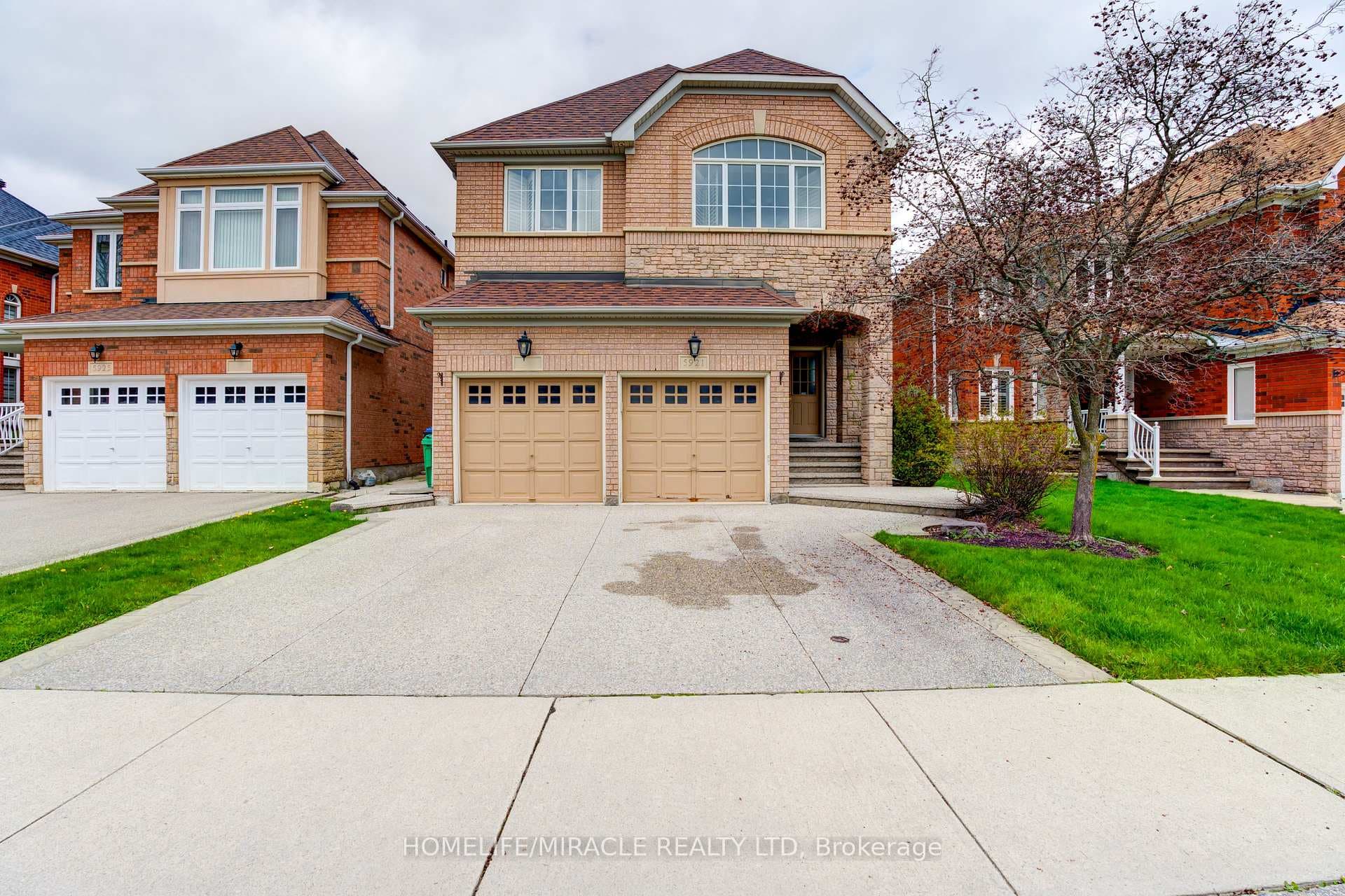 5921 Summerside Drive, Mississauga, ON L5M 6K9 - Photo 1
