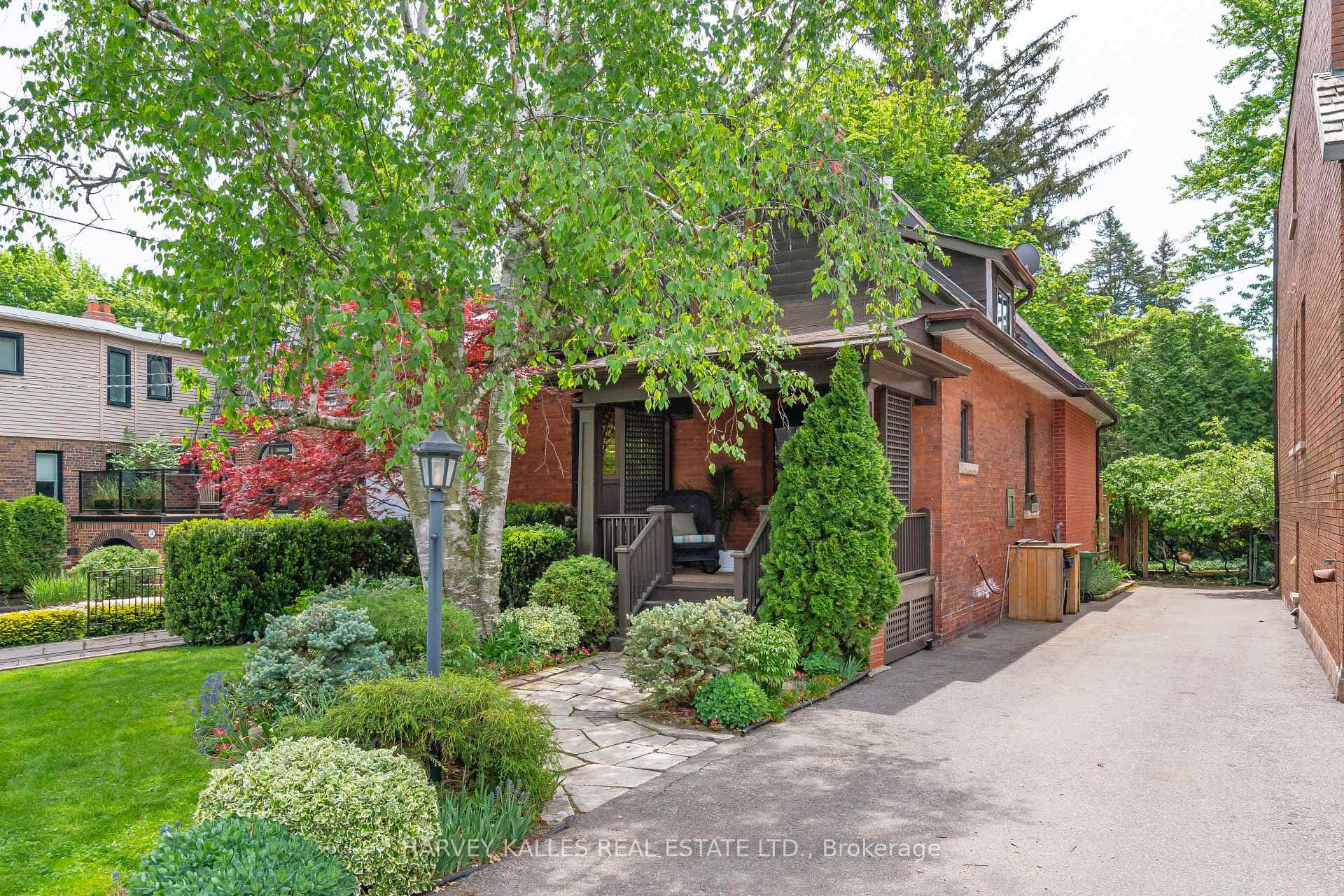 341 Keewatin Avenue, Leaside / Davisville, ON M4P 2A4 - Photo 1