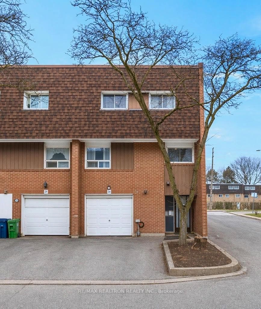 1673 Albion Road Unit 24, Etobicoke (West Mall / Rexdale), ON M9V 1B7 - Photo 1