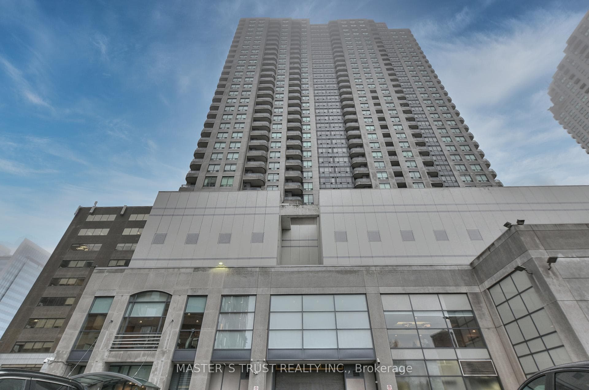 8 Hillcrest Avenue Unit 706, Willowdale / Newtonbrook, ON M2N 6Y6 - Photo 1