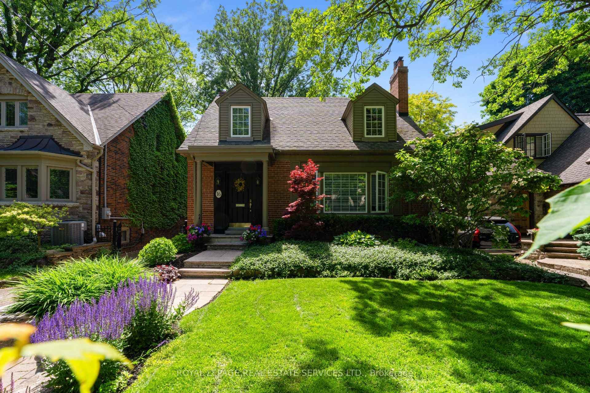 16 Princeton Road, Etobicoke (Islington / Rexdale), ON M8X 2E2 - Photo 1