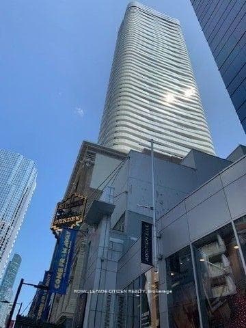 197 Yonge Street Unit 4104, Toronto C08