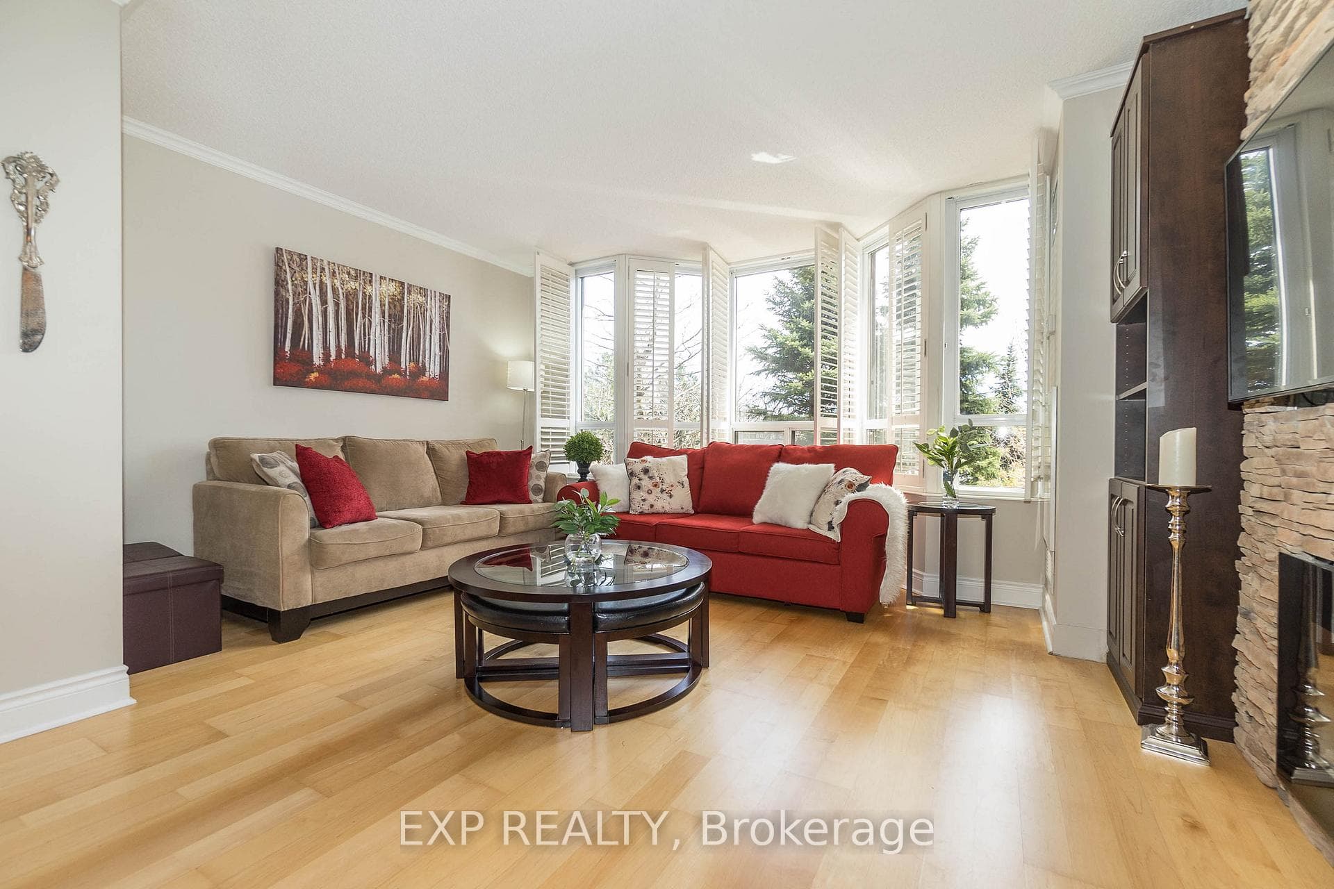 80 Harrison Garden Boulevard Unit 220, Willowdale / Newtonbrook, ON M2N 7E3 - Photo 1