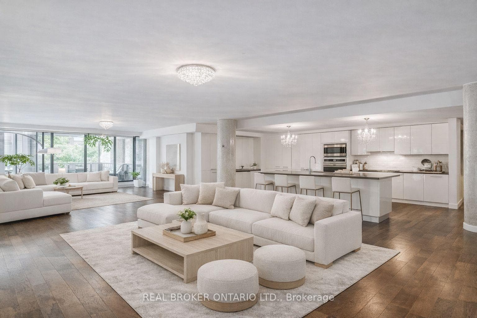 500 Wellington Street Unit 201, Downtown Toronto / Waterfront, ON M5V 1E3 - Photo 1