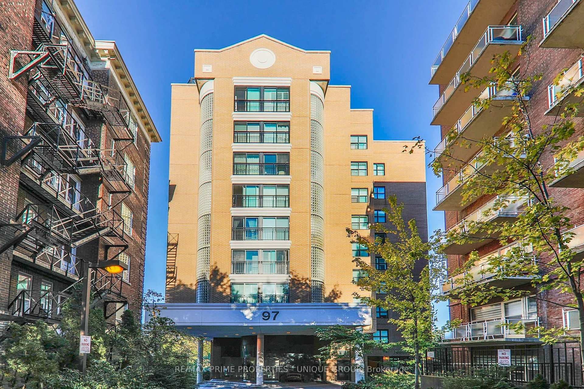 97 Lawton Boulevard Unit 202, Toronto C02