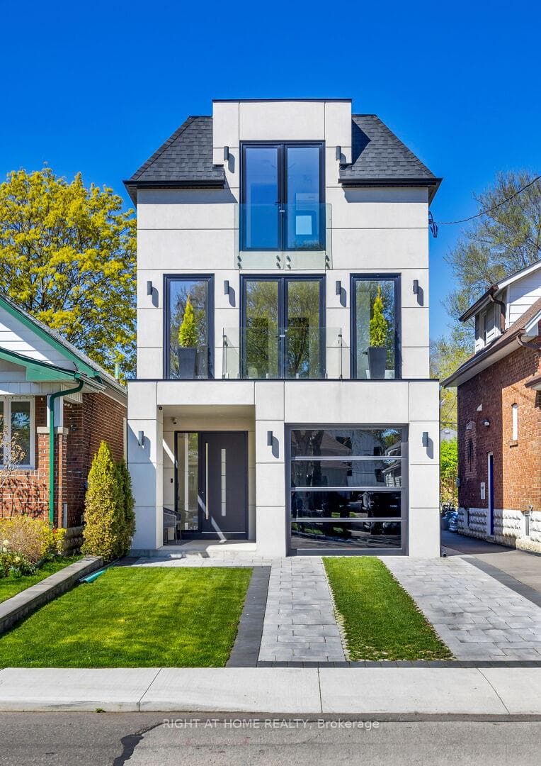 40 Sixth Street, Liberty Village / Parkdale / South Parkdale, ON M8V 3A2 - Photo 1