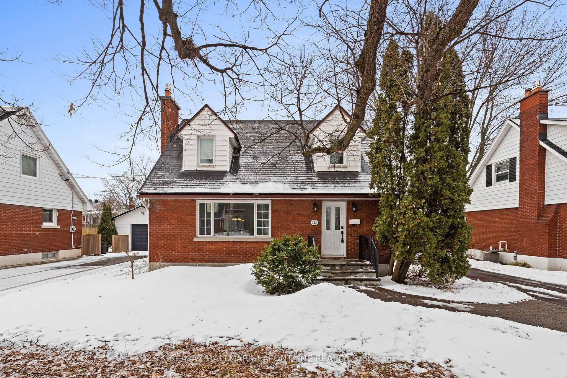 822 Colson Avenue, Elmvale Acres and Area, ON K1G 1R7 - Photo 1