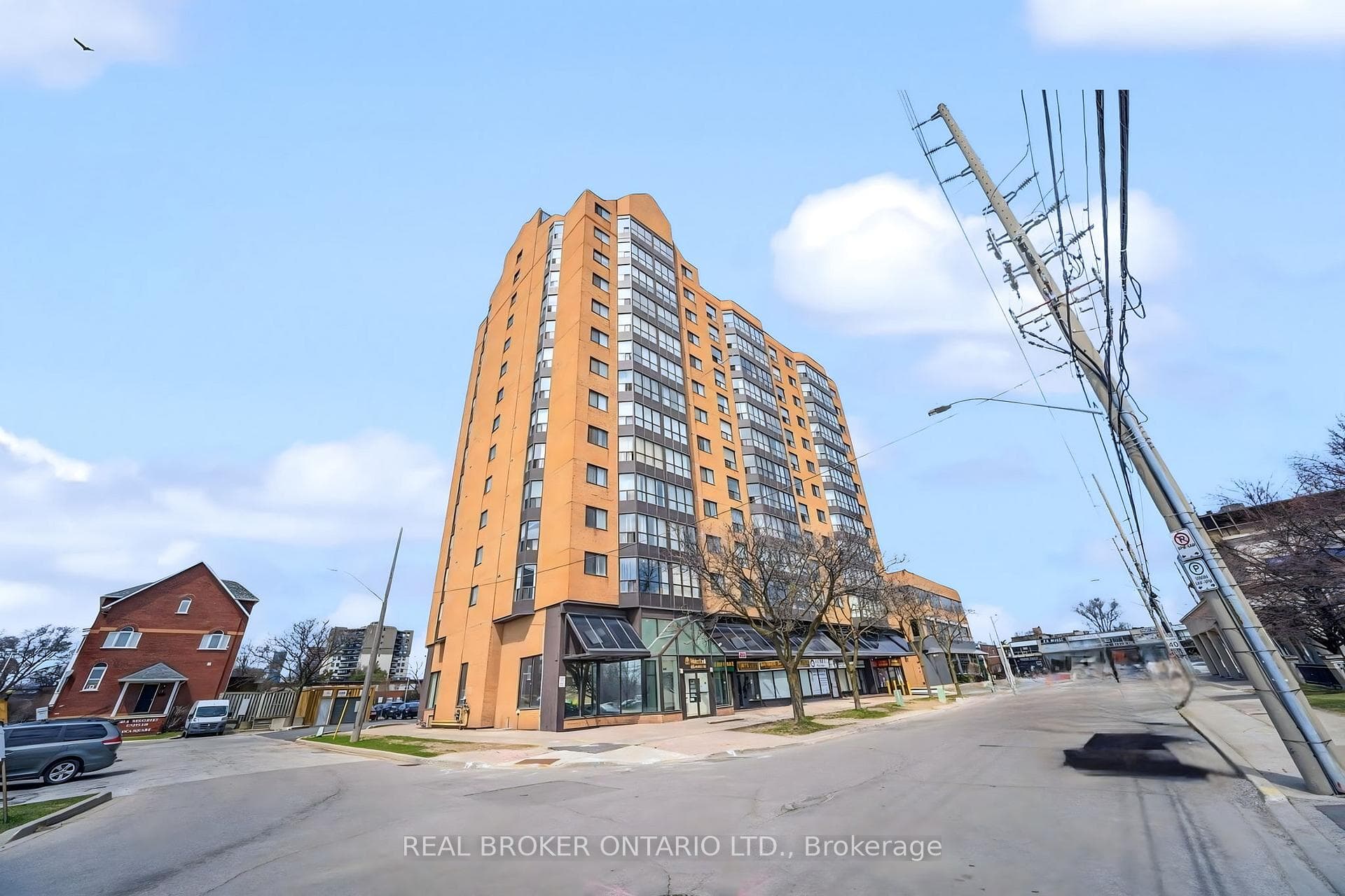 25 Agnes Street Unit 903, Mississauga, ON L5B 3X7 - Photo 1