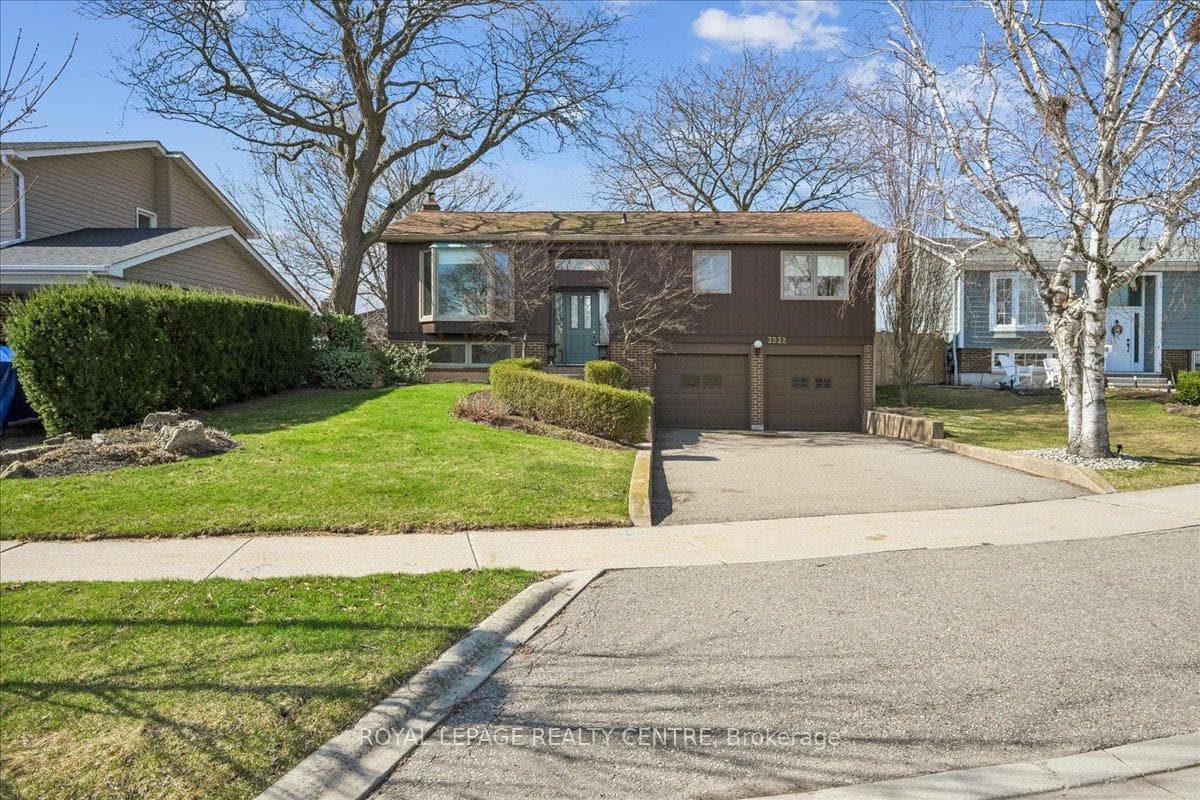 3232 Crosstree Court, Mississauga, ON L5L 1G7 - Photo 1