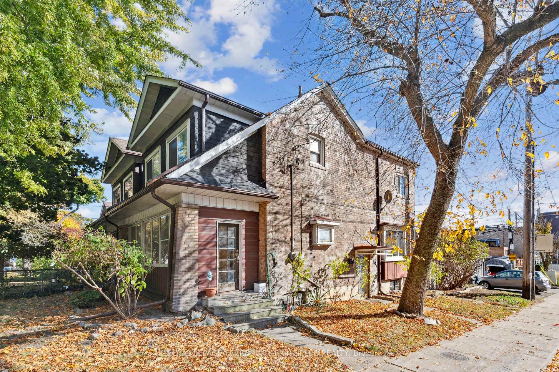 39 Oakwood Avenue, Annex / Yorkville / Summerhill, ON M6H 2V4 - Photo 1