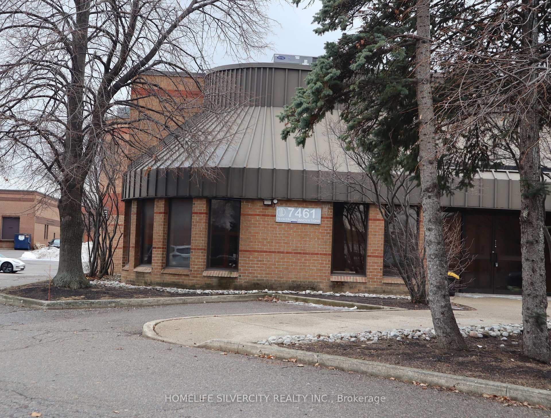7461 PACIFIC Circle, Mississauga, ON L5T 2A4 - Photo 1