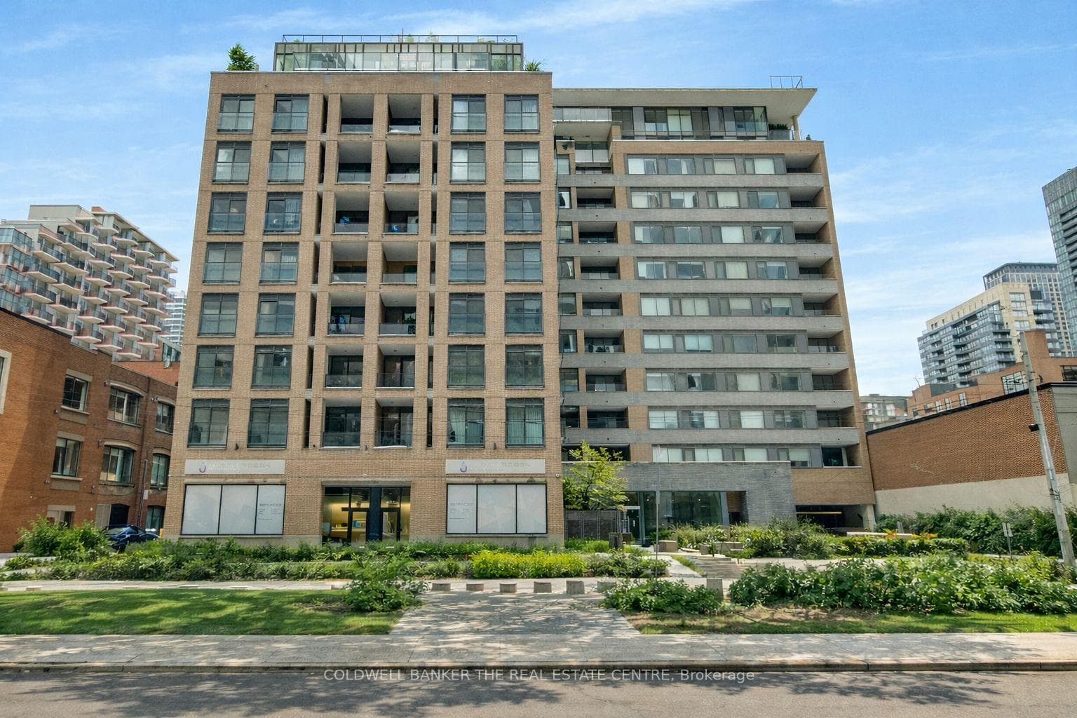400 Wellington Street Unit 802, Toronto C01