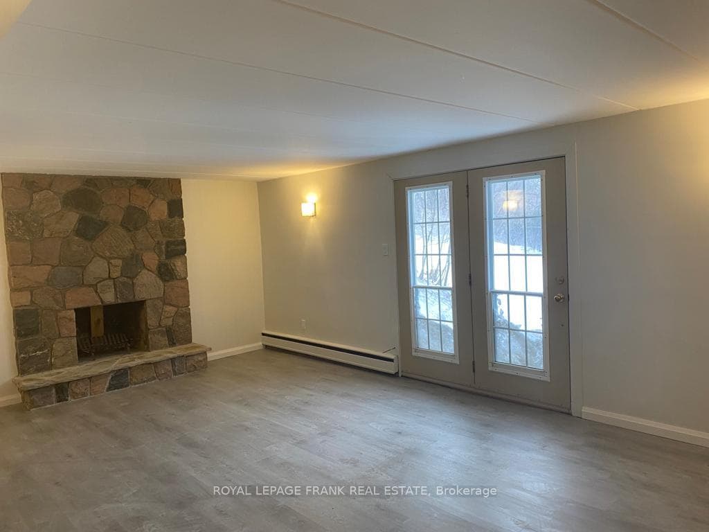 926 Walnut Court Unit Basement, Oshawa, ON L1H 2H9 - Photo 1