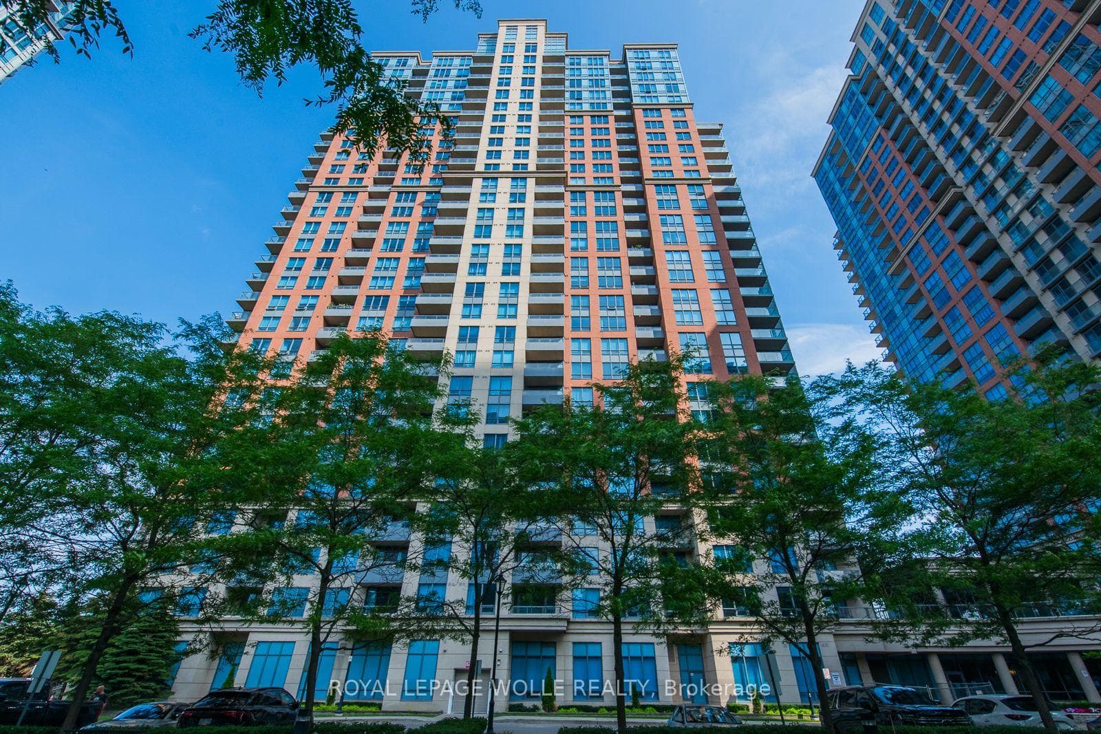 25 Viking Lane Unit 2251, Etobicoke (Islington / Rexdale), ON M9B 0A1 - Photo 1