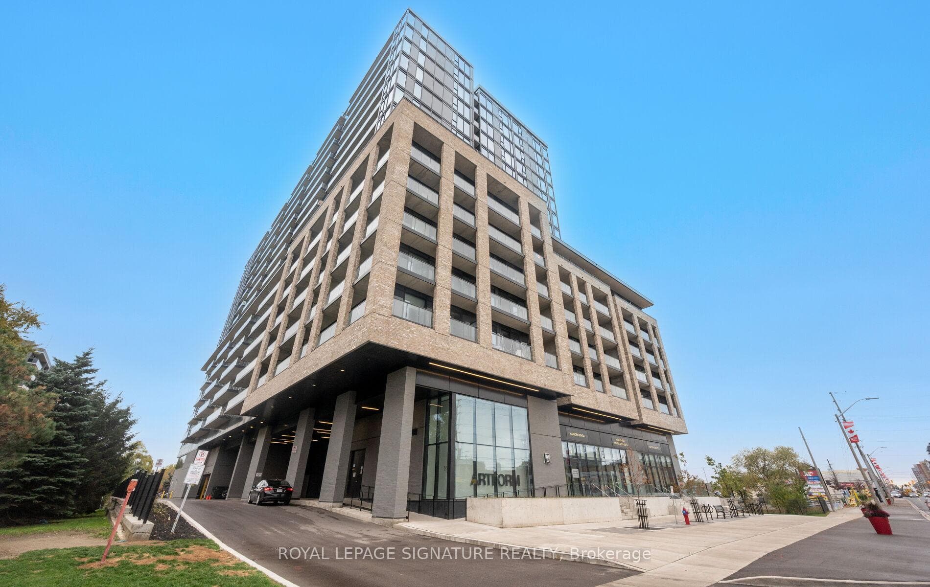 86 Dundas Street Unit 622, Mississauga, ON L5A 1W4 - Photo 1