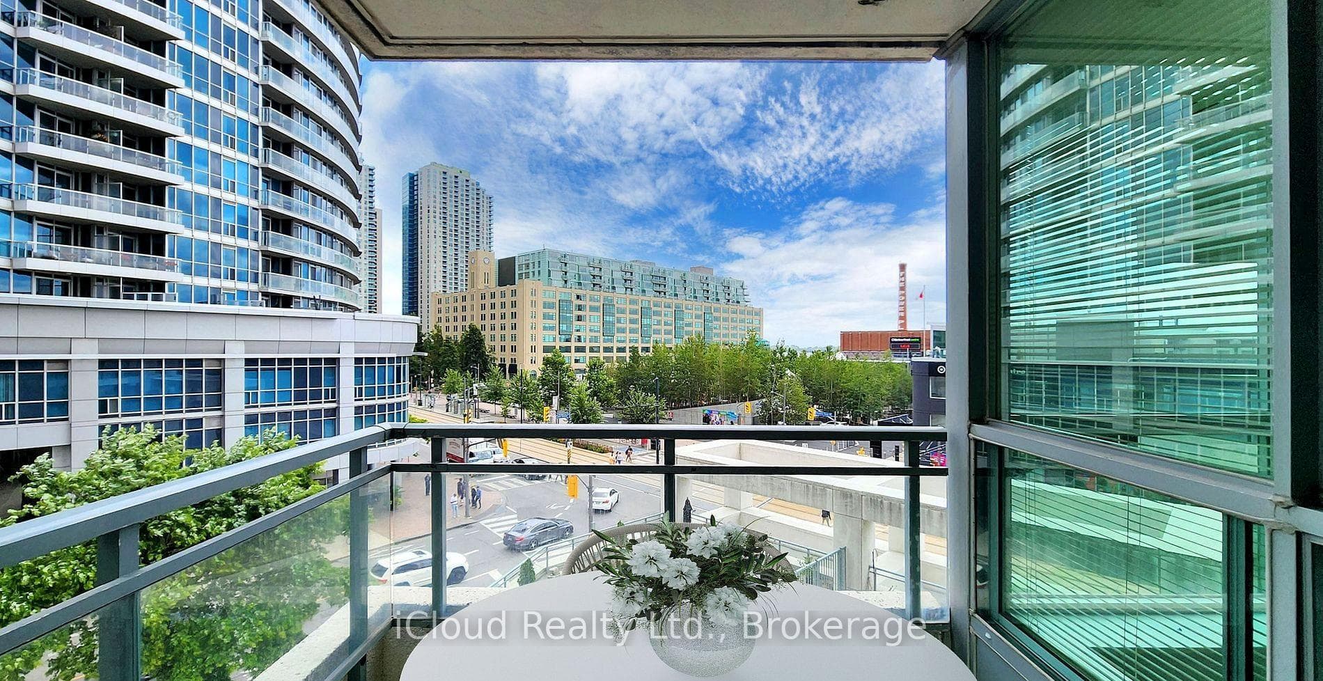 228 Queens Quay Unit 505, Downtown Toronto / Waterfront, ON M5J 2X1 - Photo 1