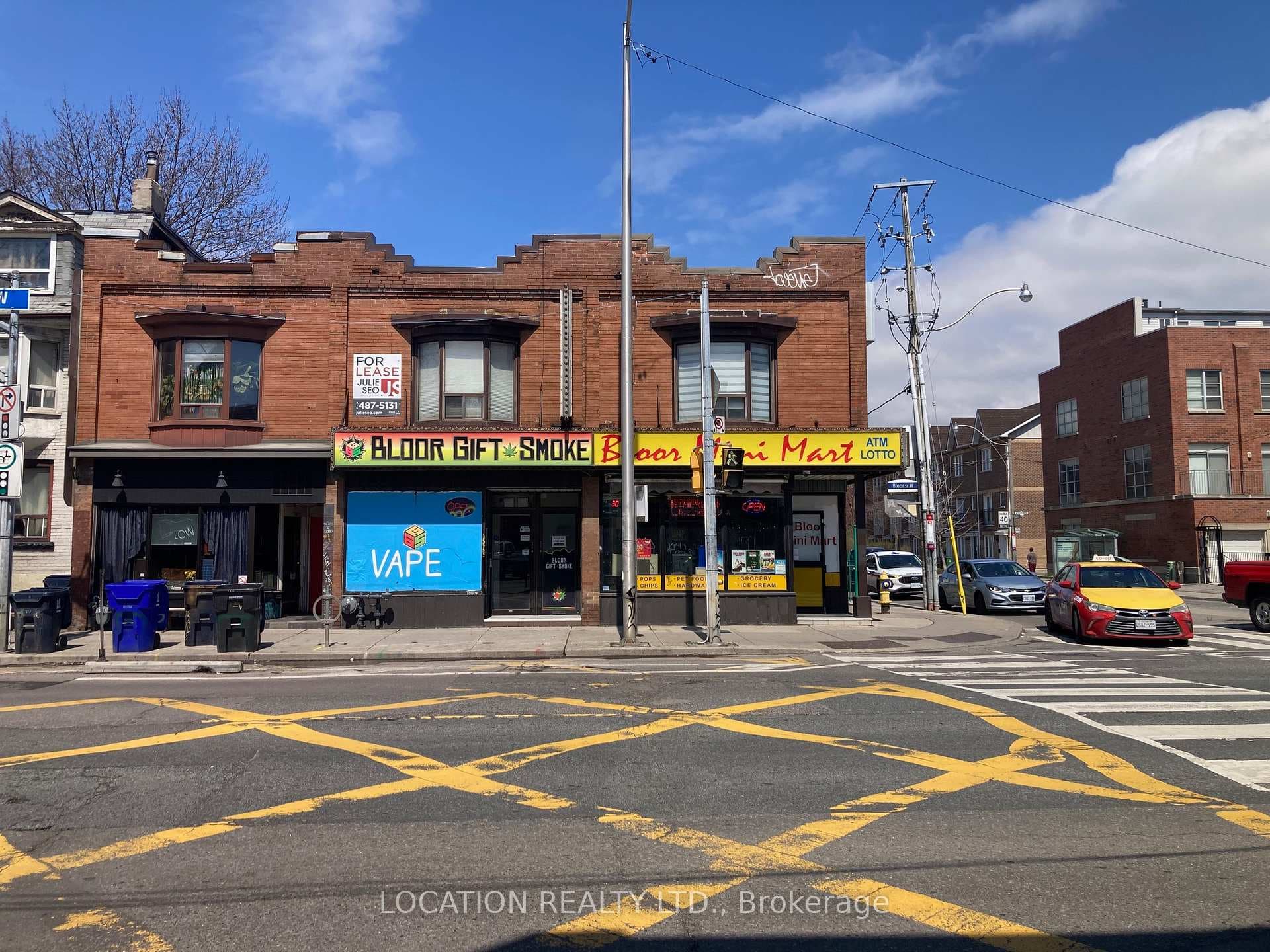 1422 Bloor Street, Toronto W02