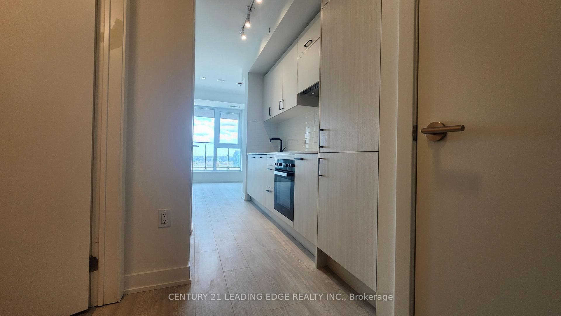 5 Quarrington Lane Unit 2808, Don Mills / Parkwoods / Victoria Village, ON M3C 1H7 - Photo 1