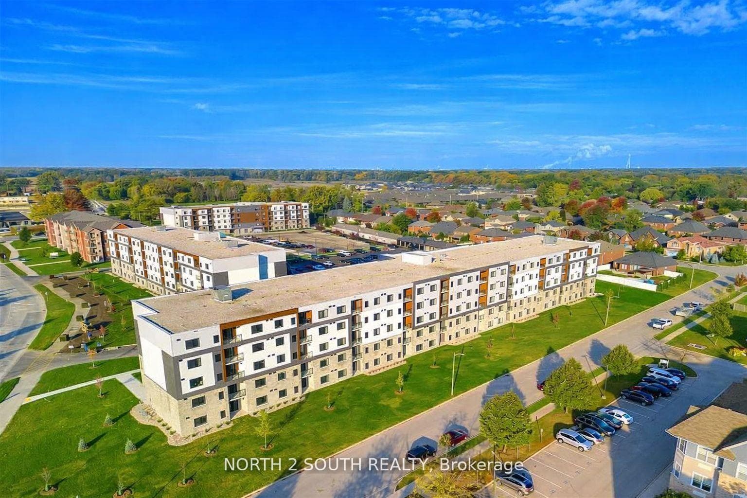 2550 Sandwich West Parkway Unit 102, Windsor, ON N9H 0A7 - Photo 1