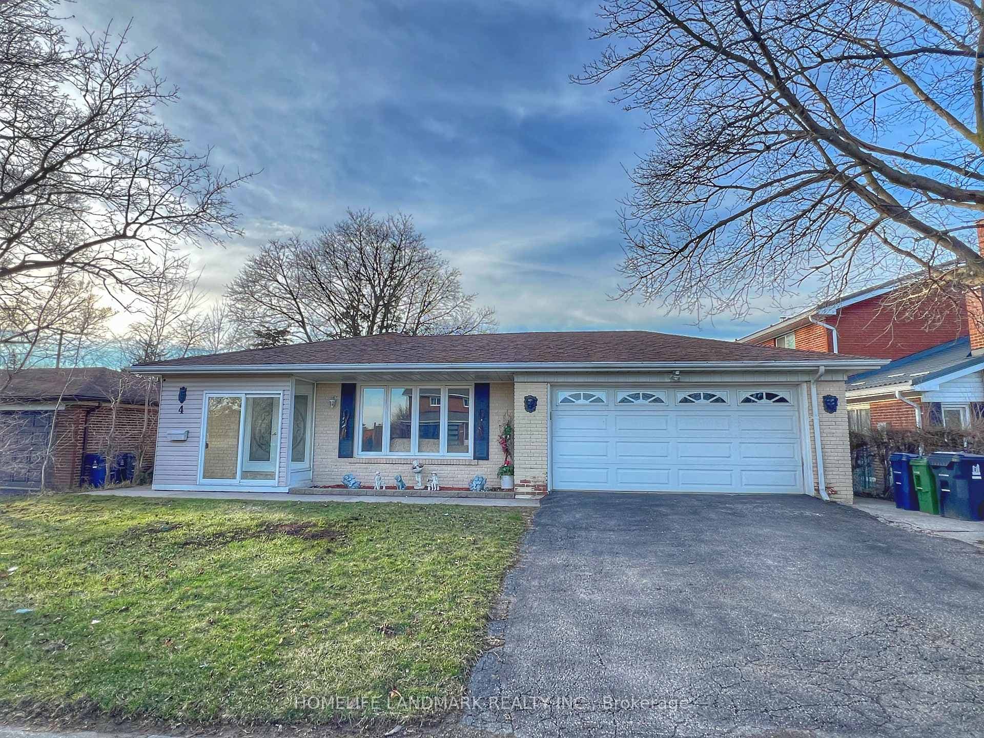 4 Ferncrest Gate, Scarborough Village / Eglinton East, ON M1W 1C2 - Photo 1