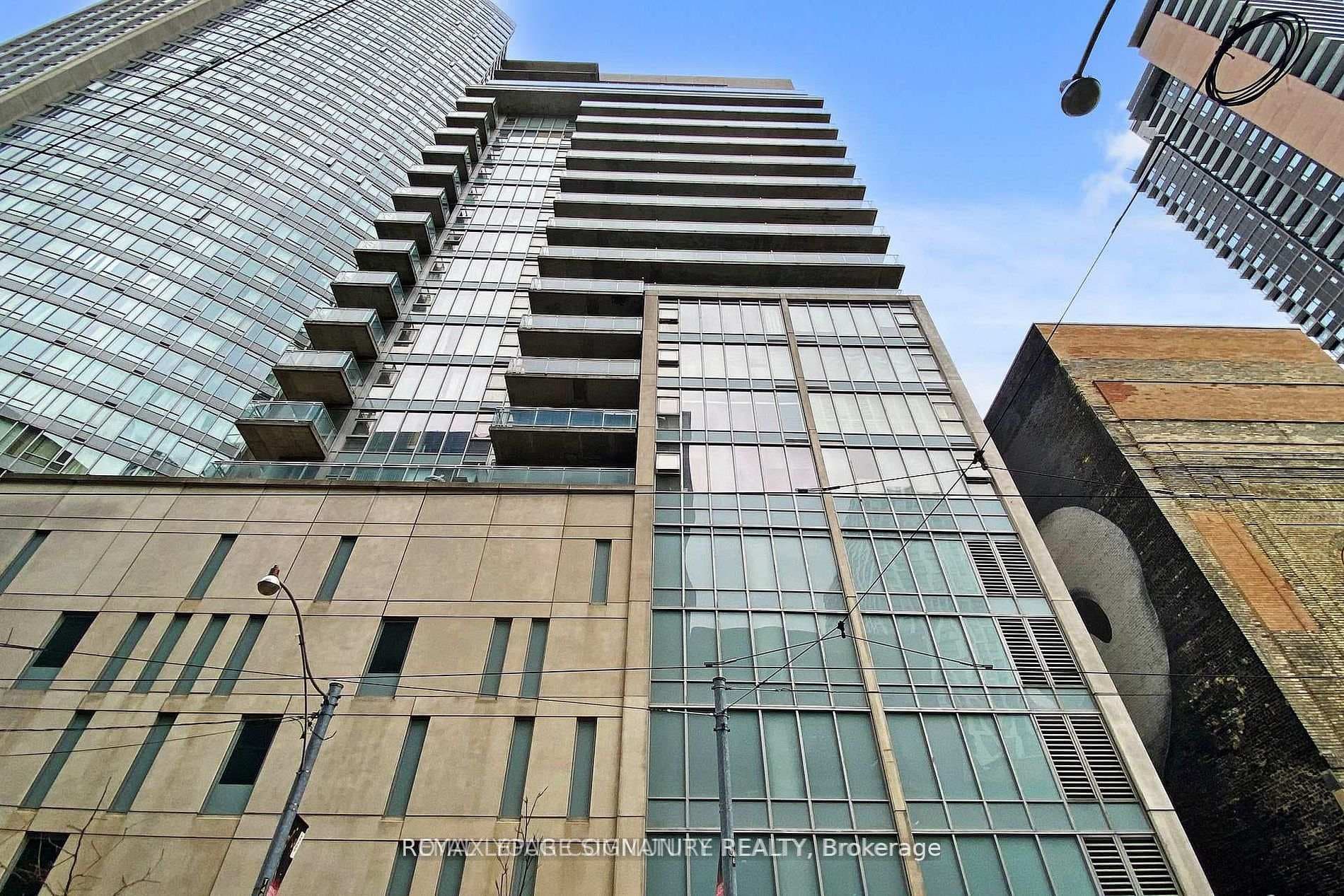 220 Victoria Street Unit 1702, Toronto C08