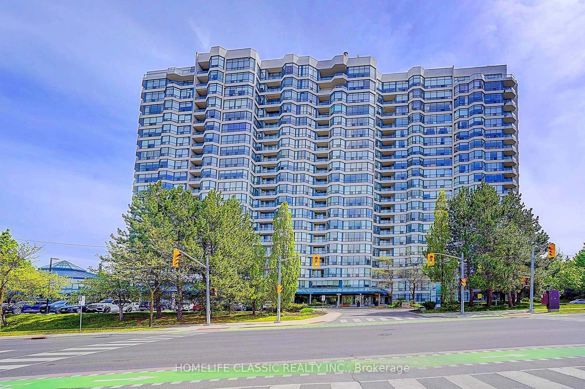 1 Clark Avenue Unit 7, Vaughan