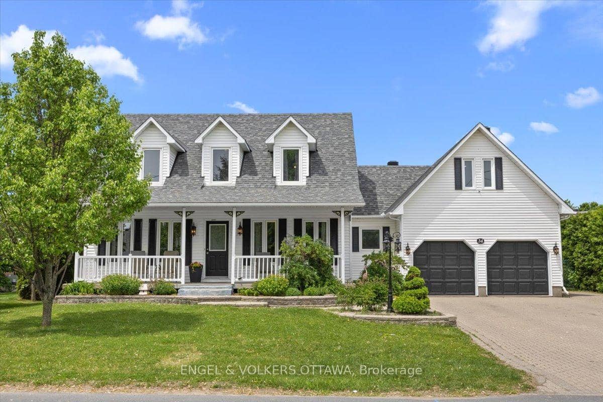 34 Percy Street, Casselman