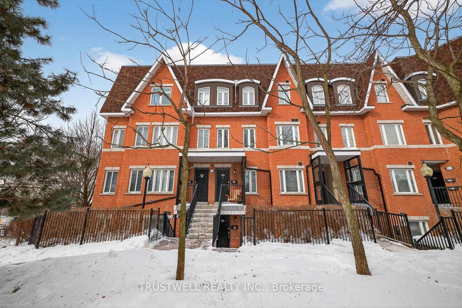306 John Street Unit 298, Markham