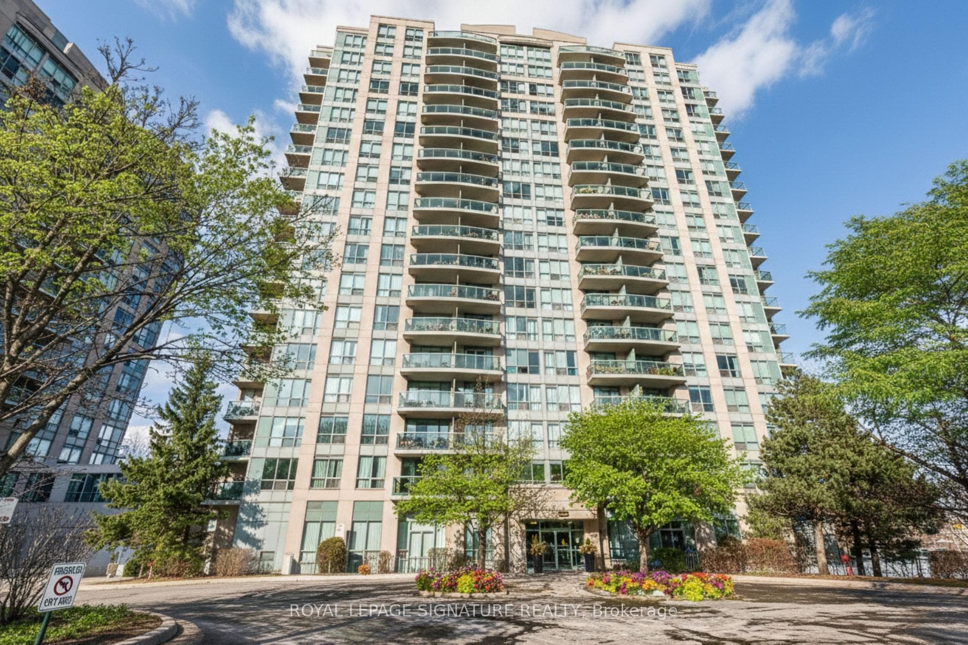 2545 Erin Centre Boulevard Unit 1703, Mississauga, ON L5M 6Z9 - Photo 1