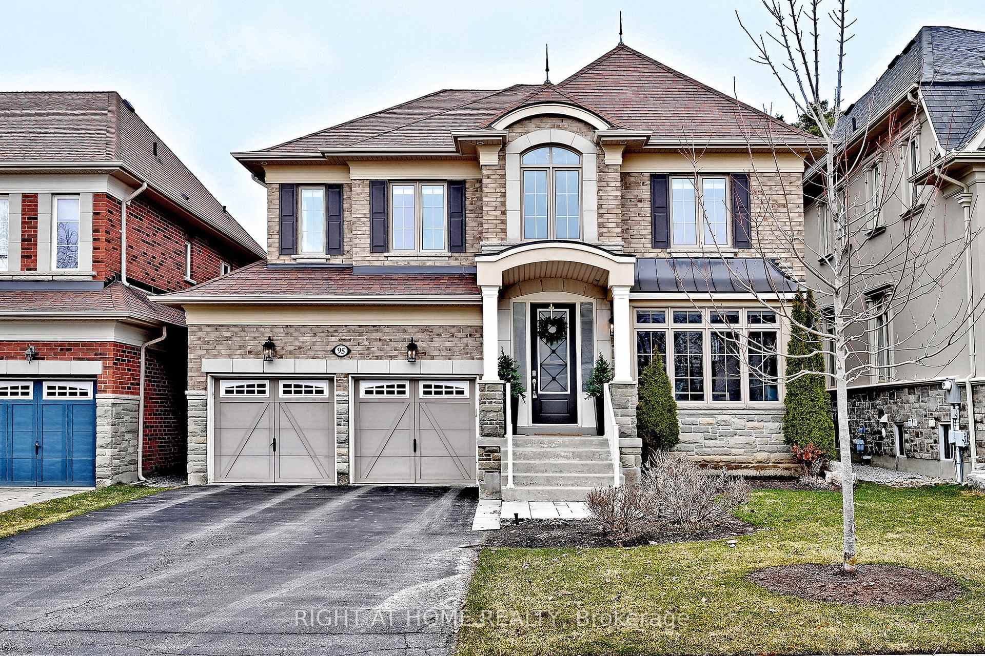 95 Vines Place, Aurora, ON L4G 0R7 - Photo 1