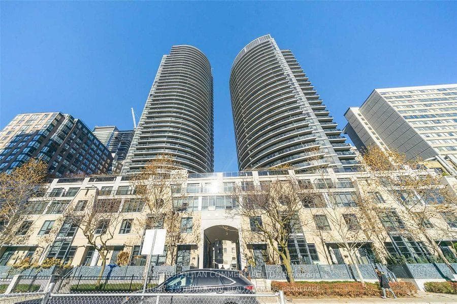 23 Carlton Street Unit 316, Regent Park / Cabbagetown / St. James Town, ON M5B 1L5 - Photo 1