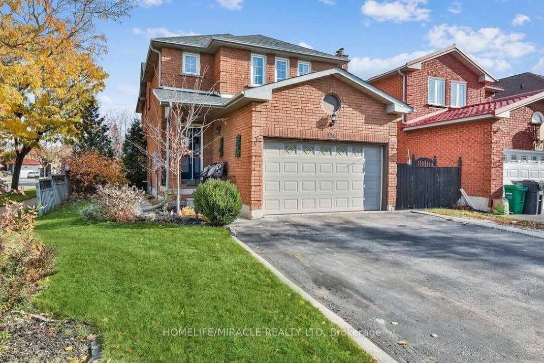 174 Torrance Wood, Brampton, ON L6Y 4K1 - Photo 1