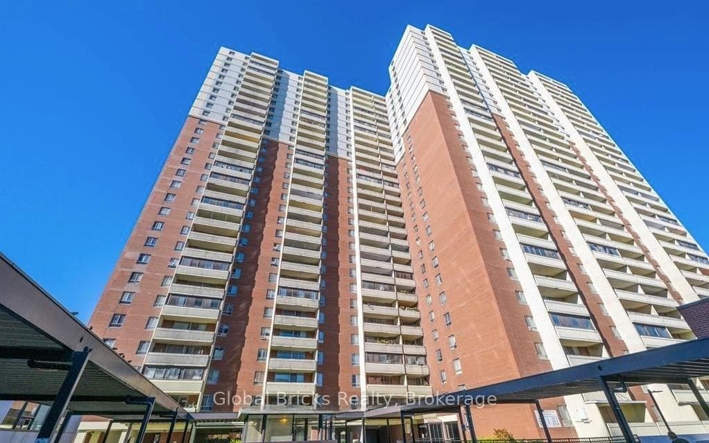 5 Massey Square Unit 2711, Danforth / East York, ON M4C 5L6 - Photo 1