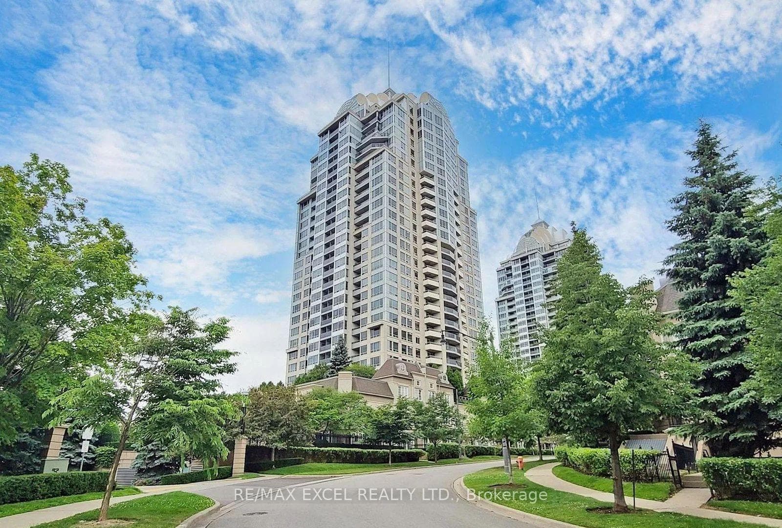 1 Rean Drive Unit 1313, Hillcrest Village / Bayview Village, ON M2K 3C1 - Photo 1