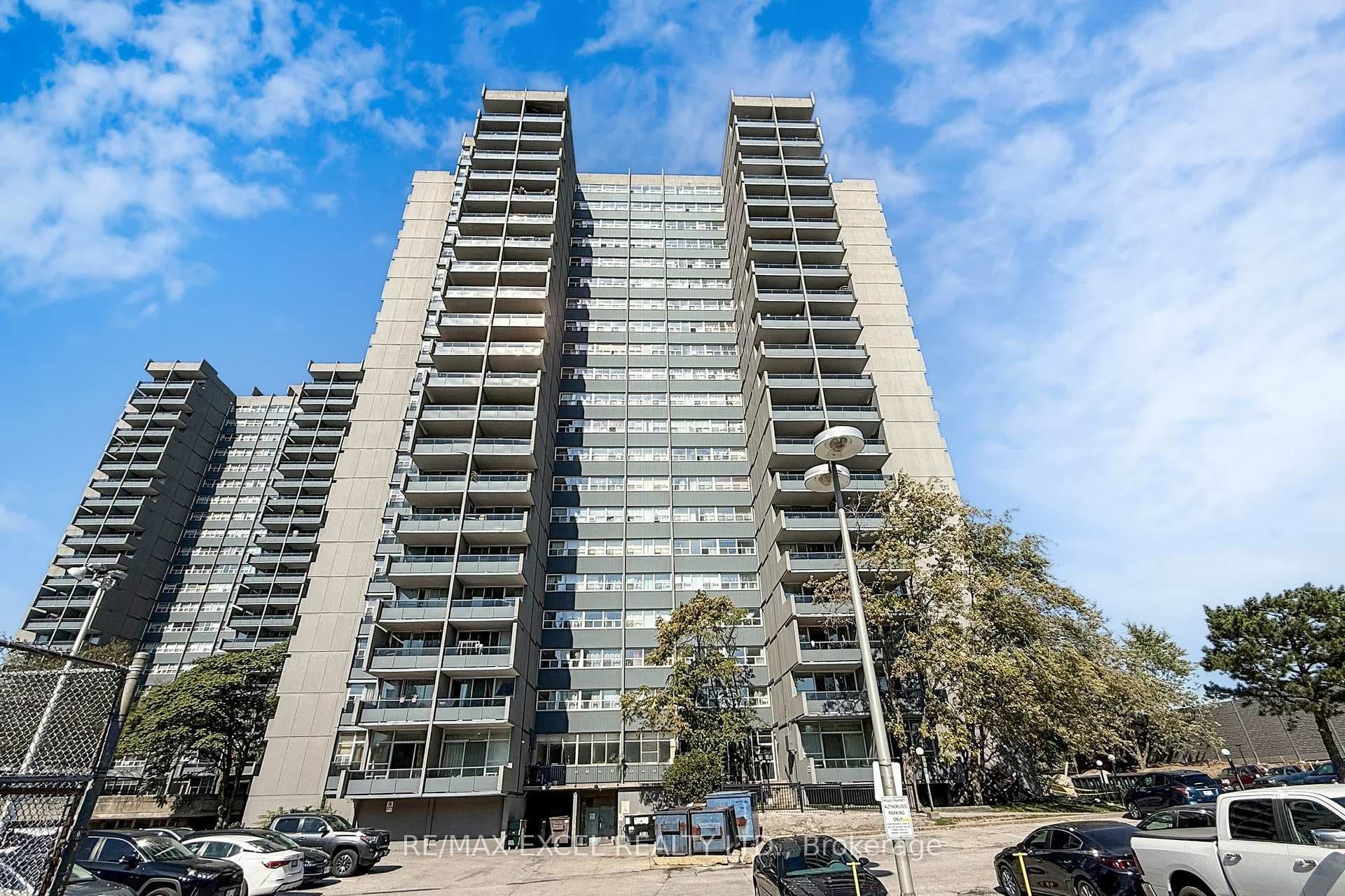 4101 Sheppard Avenue Unit 1708, Agincourt / Milliken, ON M1S 3H3 - Photo 1