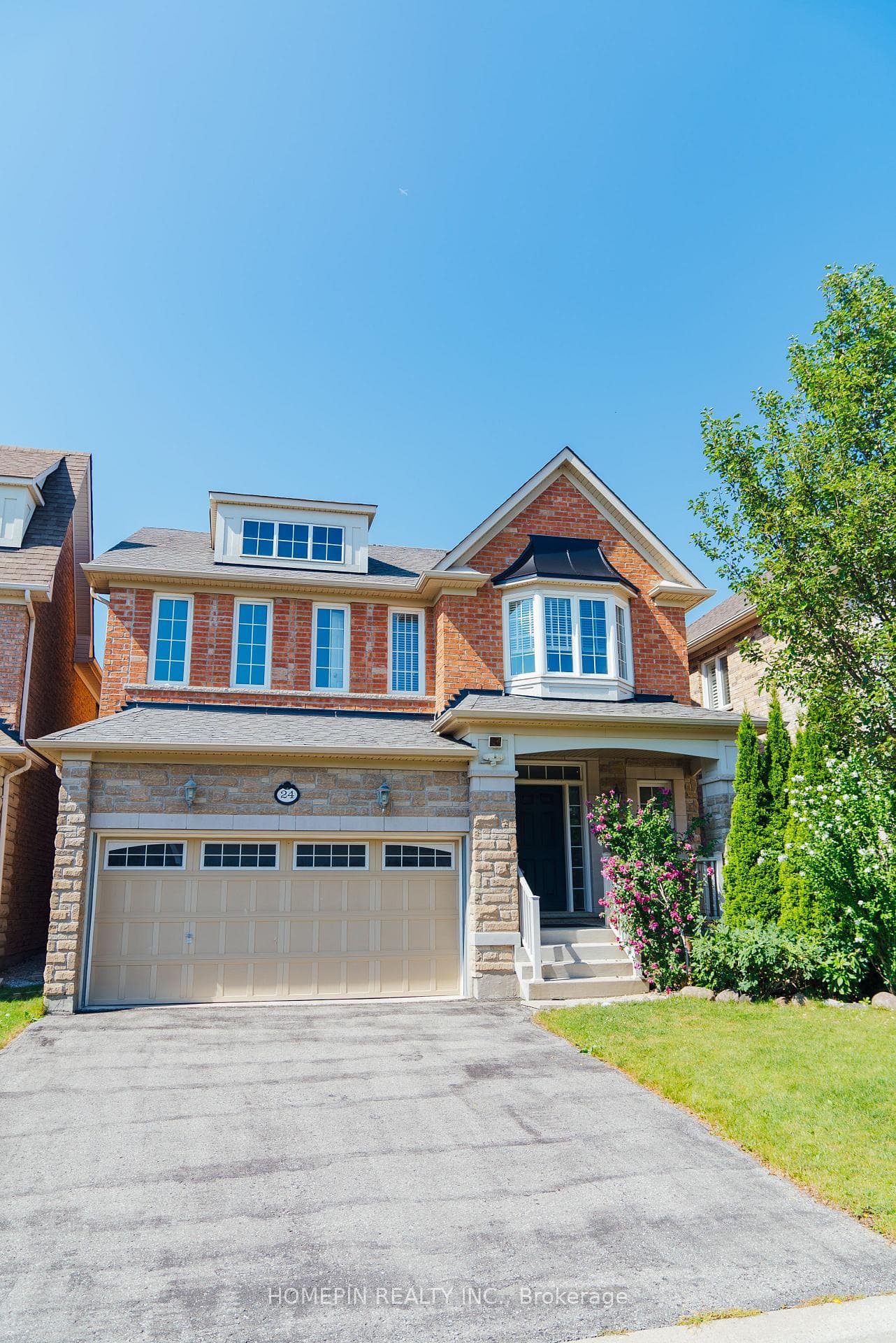 24 James Joyce Drive, Markham, ON L6C 0L7 - Photo 1