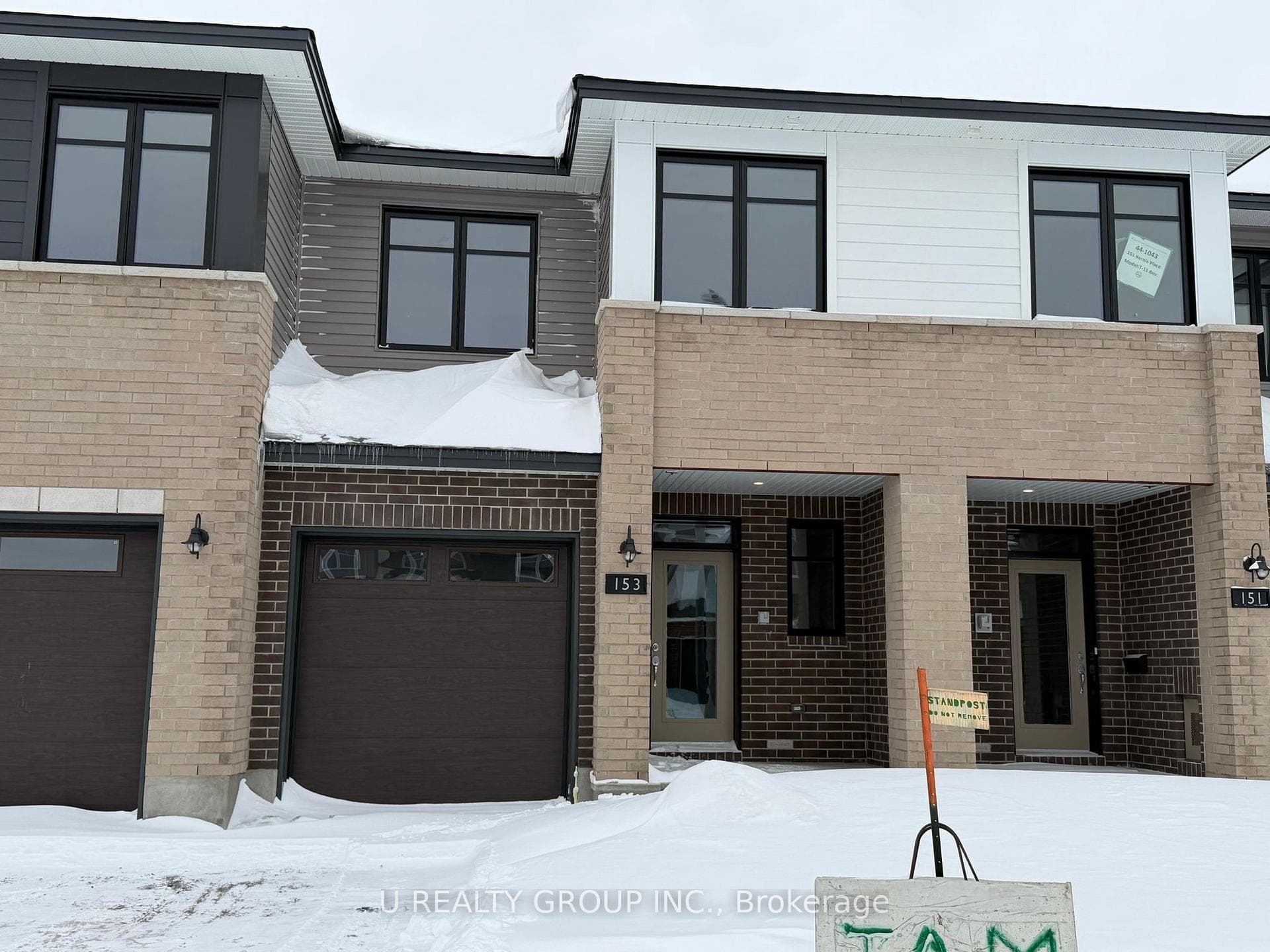 153 Kerala Place, Blossom Park - Airport and Area, ON K1T 3T9 - Photo 1