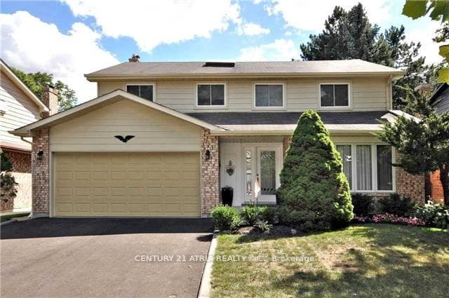 210 Centre Street, Richmond Hill, ON L4C 5K1 - Photo 1