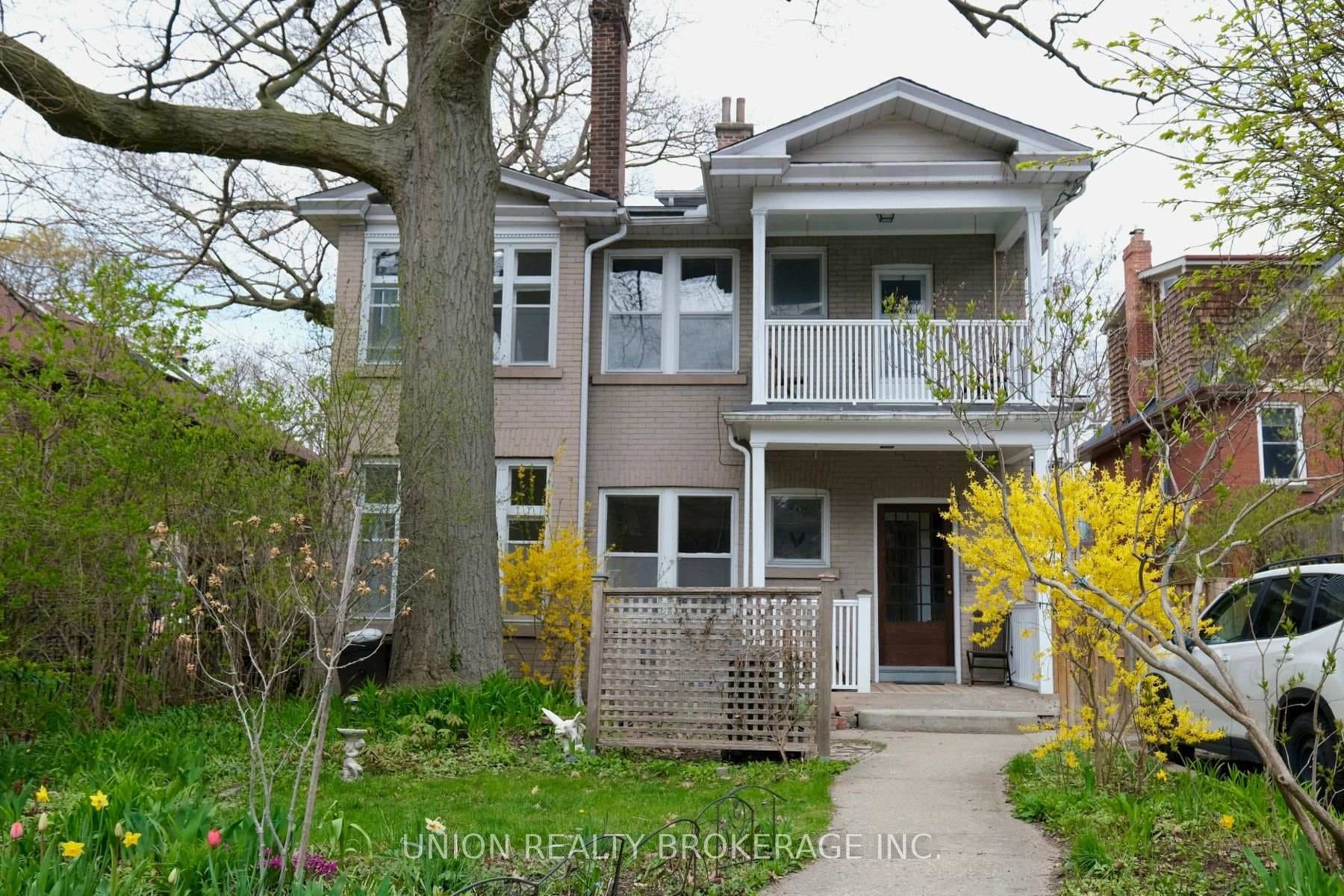 46 Benlamond Avenue Unit Upper, Toronto E02