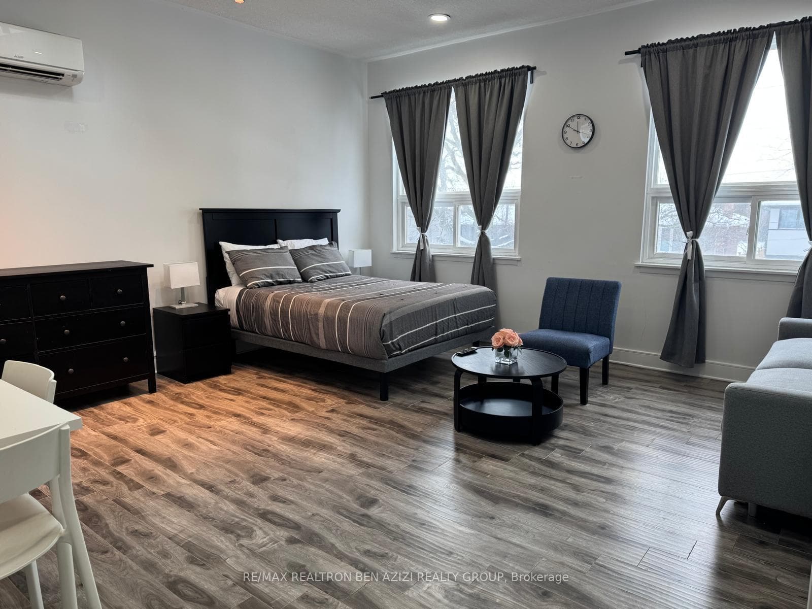 14 Wyvern Road Unit Studio, Hillcrest Village / Bayview Village, ON M2K 2K4 - Photo 1